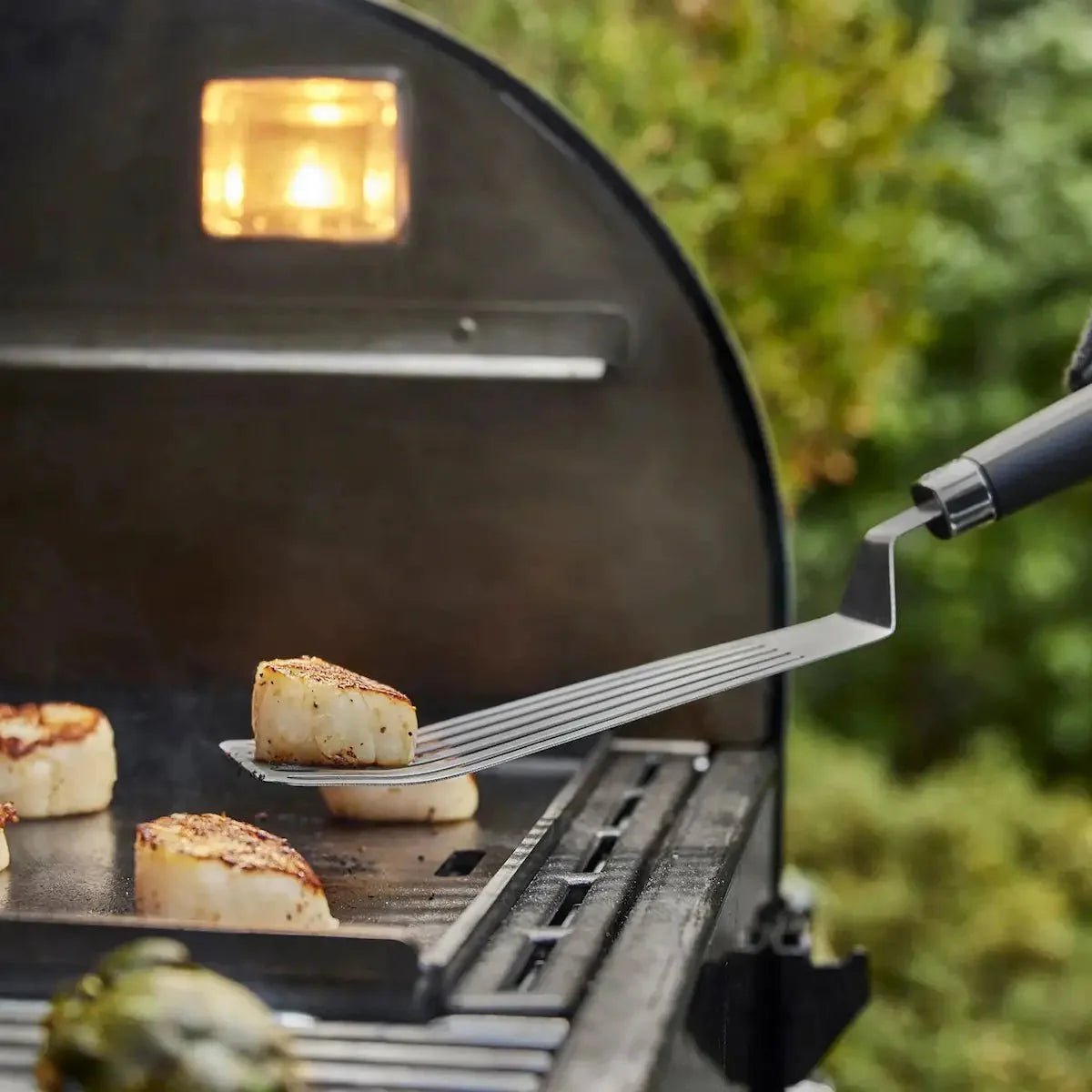 weber-griddle-flexible-spatula-spatulas-55097211814165.jpg